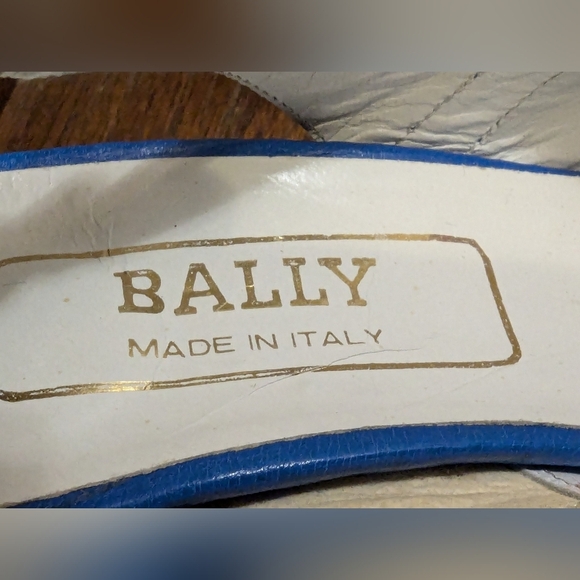 Vintage 80s color block leather, peep toe, sling back, low heel pumps. Sz 5 1/2 - Picture 4 of 15